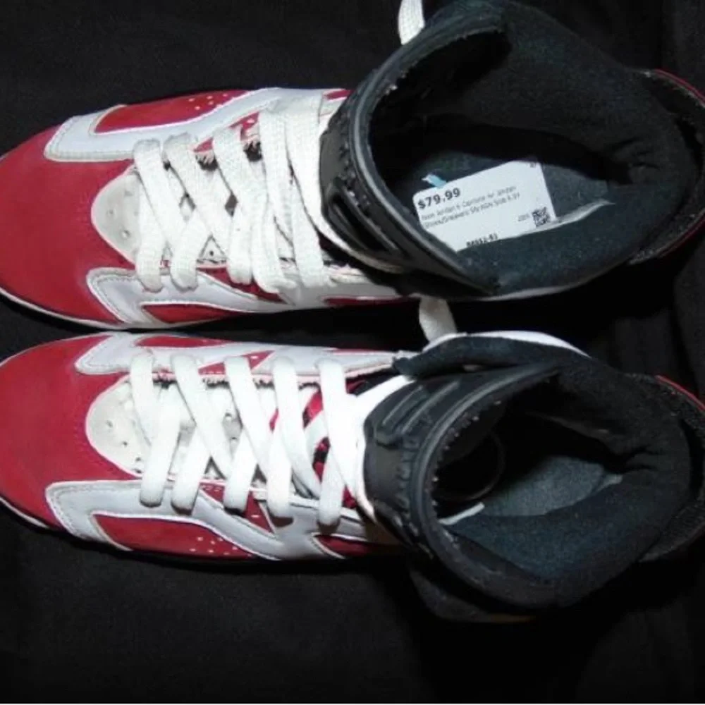 Size 6.5Y NIKE JORDAN 6 CARMINE AIR JORDAN YOUTH SNEAKERS (PRE-OWNED) - Picture 2 of 4